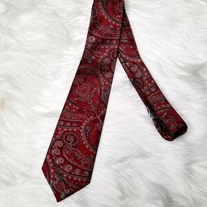 Oscar De La Renta Red Paisley Tie